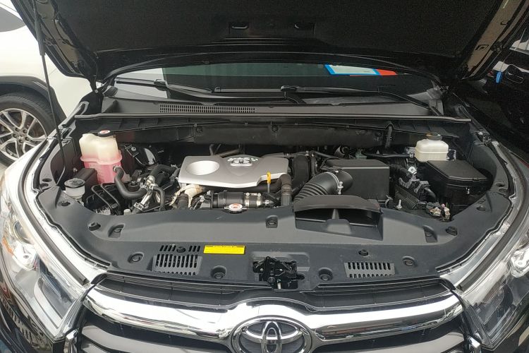 丰田 汉兰达 2017款 2.0T 四驱豪华版 7座局部细节24