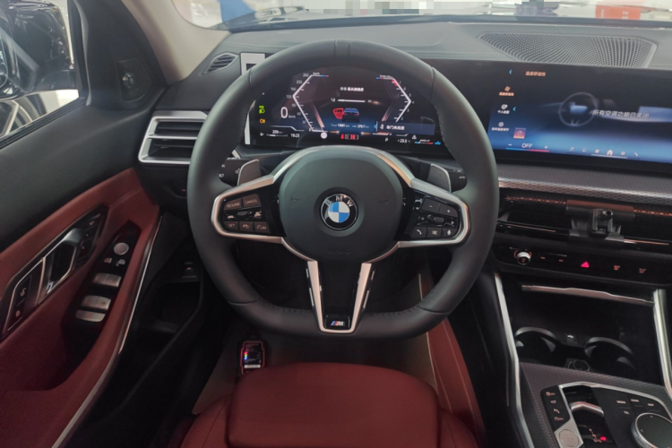 宝马3系 2025款 330Li M运动曜夜套装中控内饰13