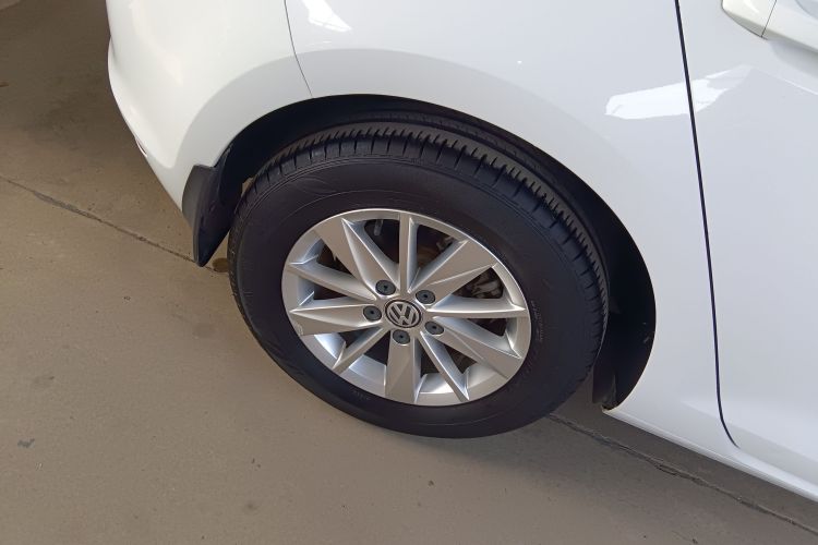 大众 高尔夫 2015款 1.6L 自动时尚型车身外观6008