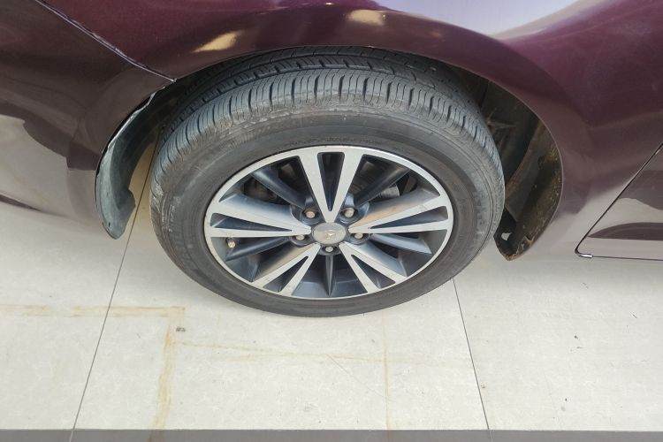 海马M6 2017款 1.6L 手动运动智能型车身外观6005