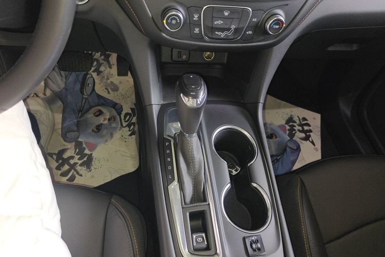 雪佛兰 探界者 2019款 535T 自动驰界版 国VI中控内饰18