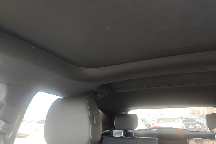 奔驰GLA 2020款 GLA 200中控内饰22