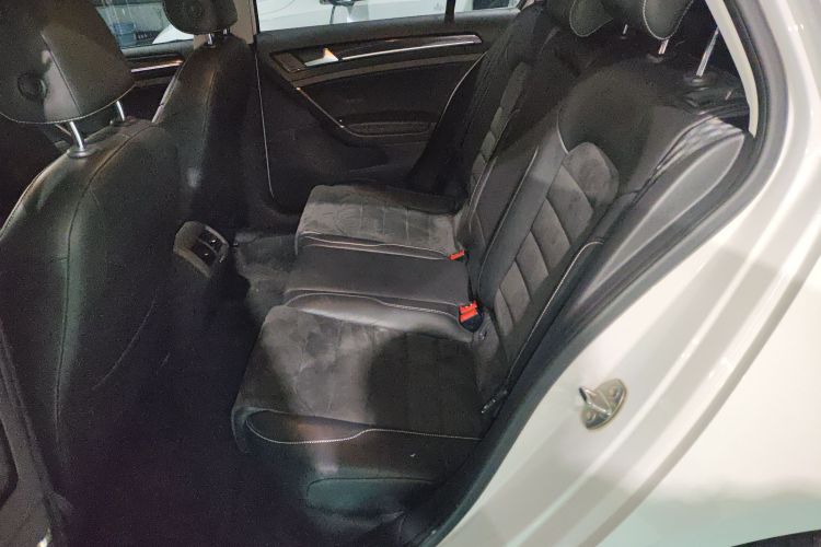 大众 高尔夫 2016款 280TSI 自动旗舰型中控内饰21