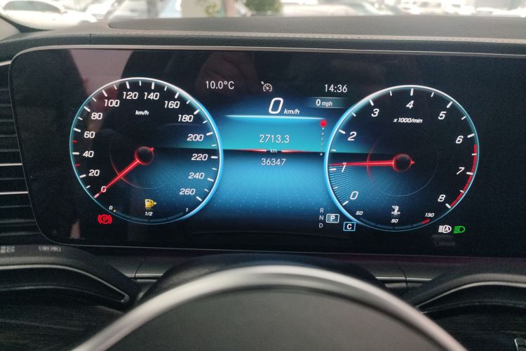 奔驰GLE 2021款 GLE 350 4MATIC 时尚型局部细节14