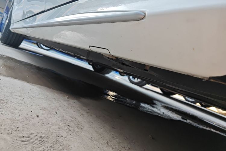 奔驰C级 2016款 C 200 L 运动型局部细节9002