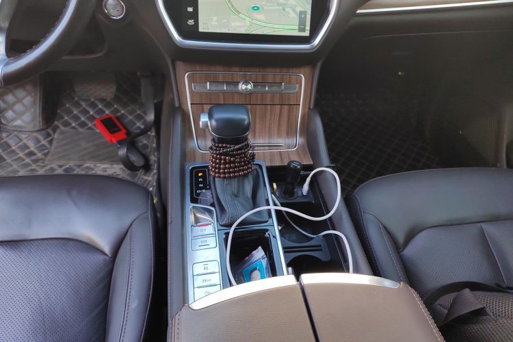 荣威RX8 2019款 30T 智联网两驱超群旗舰版局部细节18