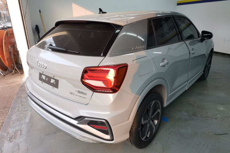 奥迪Q2L e-tron 2022款 Q2L e-tron 纯电智享型车身外观6005