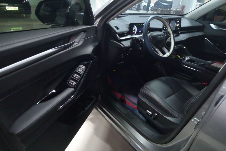 哈弗H6 2022款 第三代 1.5T 自动两驱Max中控内饰20