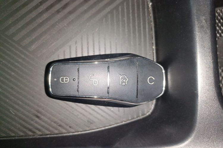 比亚迪 海鸥 2024款 荣耀版 305km 活力版中控内饰11