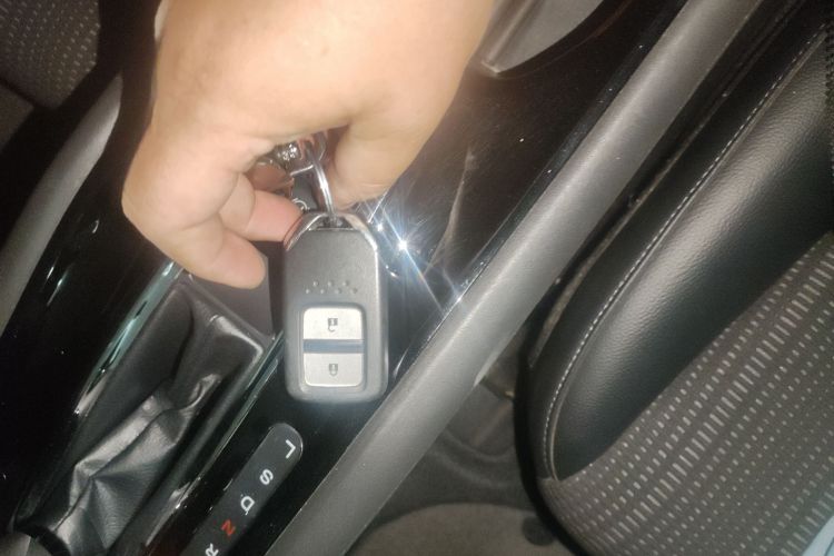 本田 缤智 2017款 1.8L CVT两驱先锋型中控内饰7001