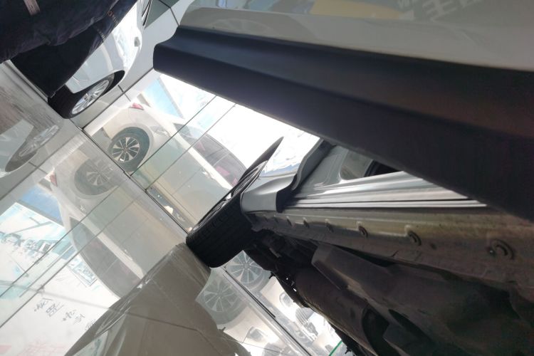 丰田 RAV4荣放 2015款 2.5L 自动四驱精英版局部细节9001