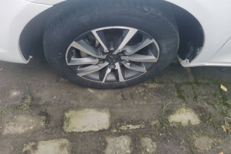 吉利汽车 帝豪 2019款 领军版 1.5L CVT向上互联型 国VI车身外观6007