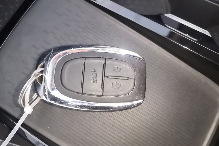 上汽大通MAXUS 大通G50 2023款 PLUS 1.5T 自动护航版中控内饰7001