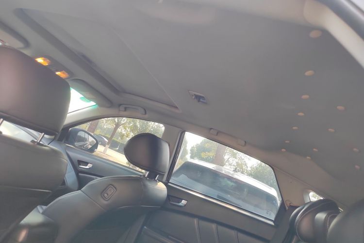 纳智捷 优6 SUV 2015款 1.8T 时尚型中控内饰22