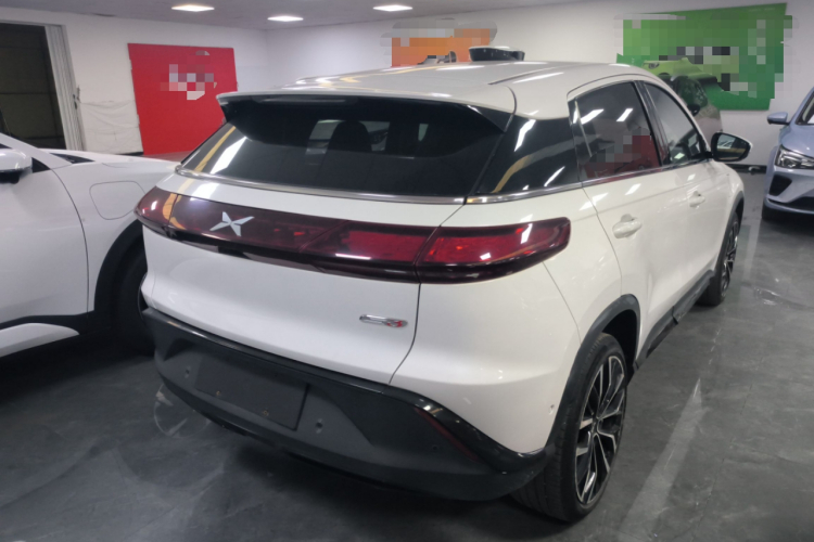 小鹏G3 2019款 尊享版车身外观7