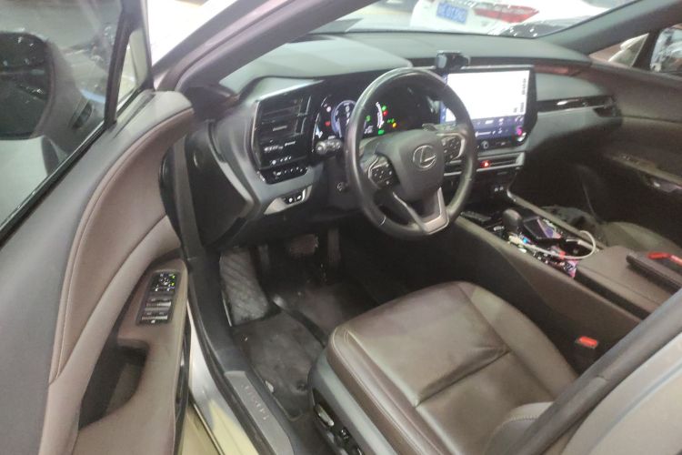 雷克萨斯RX新能源 2023款 450h+ 四驱畅享版中控内饰20