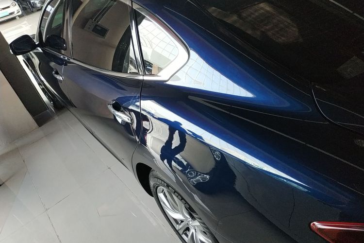 英菲尼迪Q70 2017款 Q70L 2.5L 精英版车身外观6003