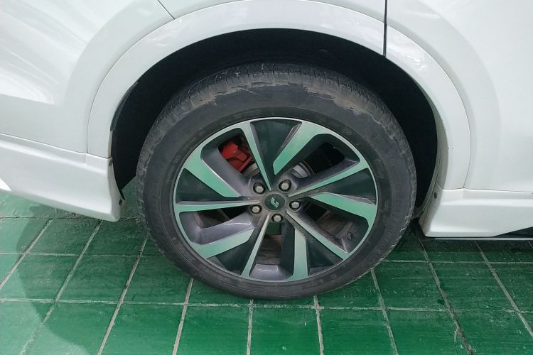 理想汽车 理想ONE 2021款 增程6座版车身外观6003