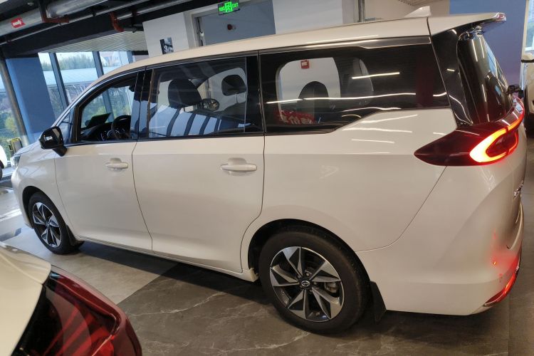 广汽传祺 传祺M6 2023款 PRO 270T DCT尊享版车身外观4