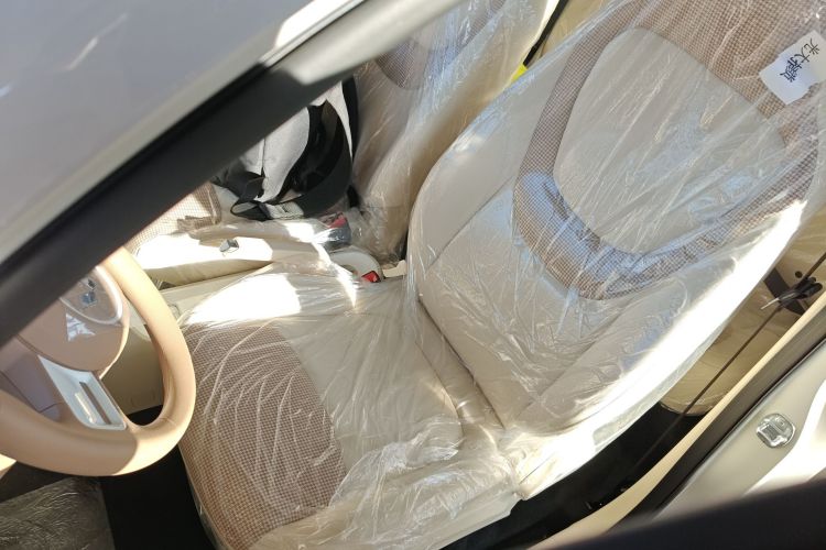 五菱汽车 宏光MINIEV 2024款 第三代 215km 青春版中控内饰19