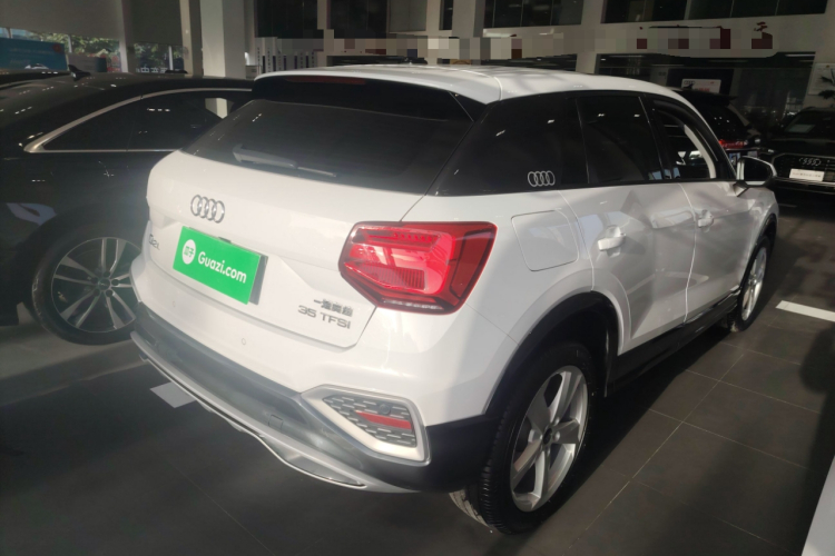 奥迪Q2L 2022款 35 TFSI 进取致雅型车身外观6005