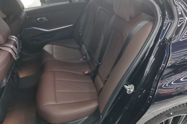 宝马3系 2022款 改款 325Li M运动曜夜套装中控内饰7004