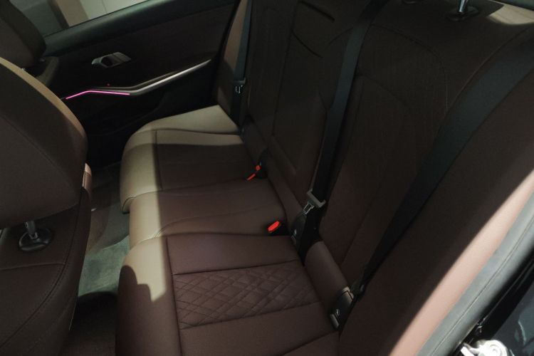 宝马i3 2024款 eDrive 40 L 曜夜套装中控内饰7004