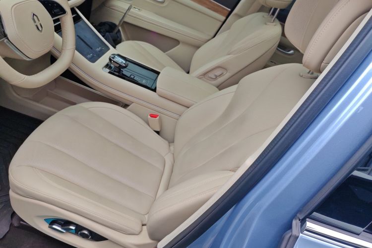 鸿蒙智行 问界M7 2024款 1.5T 后驱Plus版 5座中控内饰19