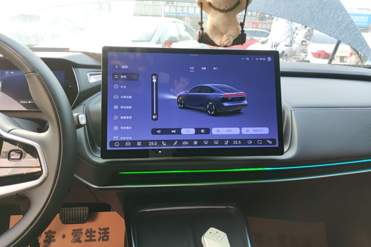 深蓝汽车 深蓝SL03 2023款 135Plus增程版中控内饰16