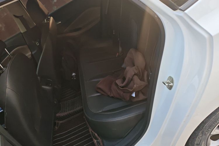 别克 威朗 2022款 Pro 533T 乐享版中控内饰21