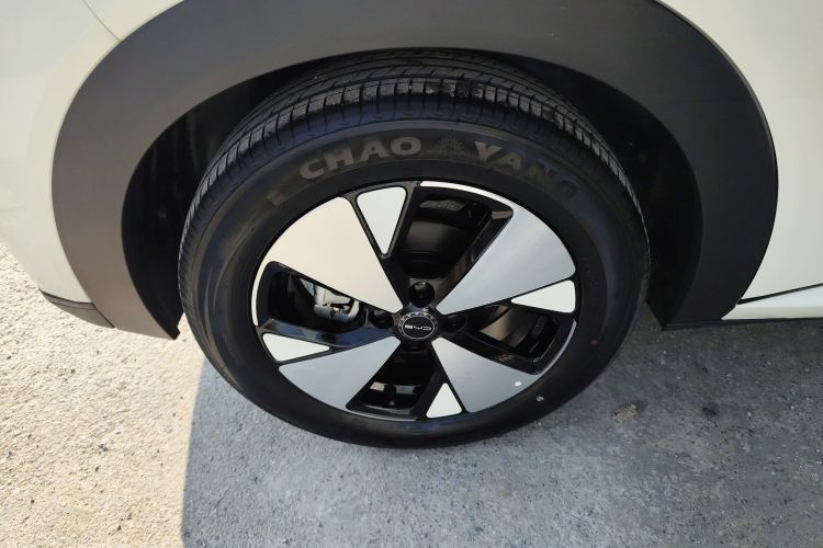 比亚迪 海豚 2023款 420km 时尚版车身外观6008