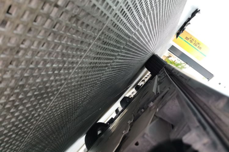 雷克萨斯RZ 2023款 450e 四驱纵享版局部细节9002