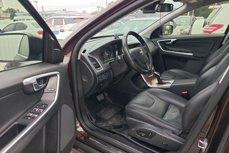 沃尔沃XC60 2017款 T5 智行升级版中控内饰20