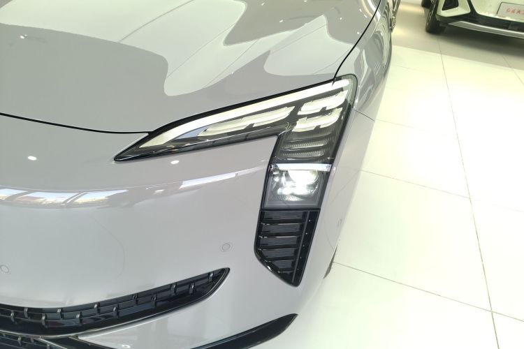 红旗EH7 2025款 600 智选版局部细节36