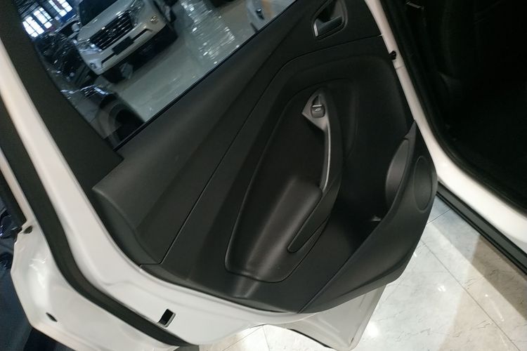 福特 翼虎 2017款 EcoBoost 180 两驱虎跃型中控内饰49