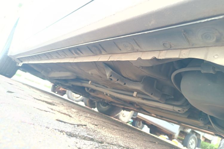 丰田 卡罗拉 2017款 改款 1.2T S-CVT GL局部细节9002