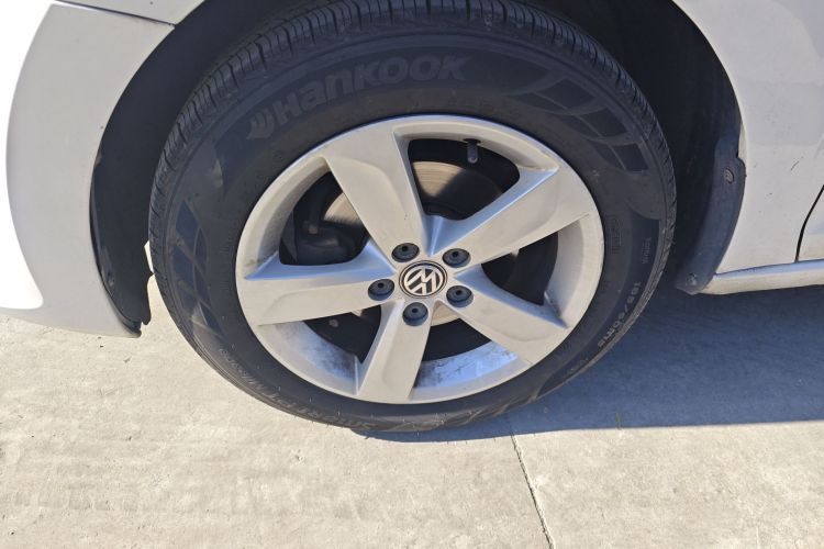 大众 桑塔纳 2015款 1.6L 手动舒适版车身外观6007