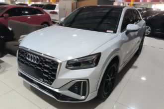 奥迪Q2L 2022款 35 TFSI 进取动感型