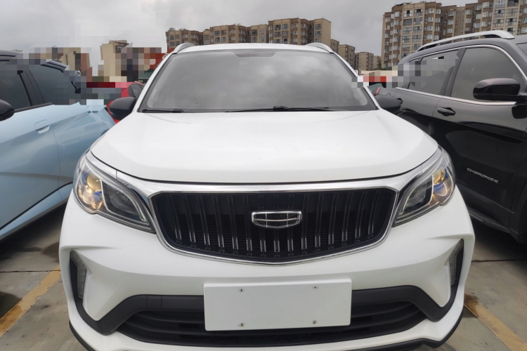 吉利汽车 远景X3 2021款 PRO 1.5L 手动精英型车身外观2