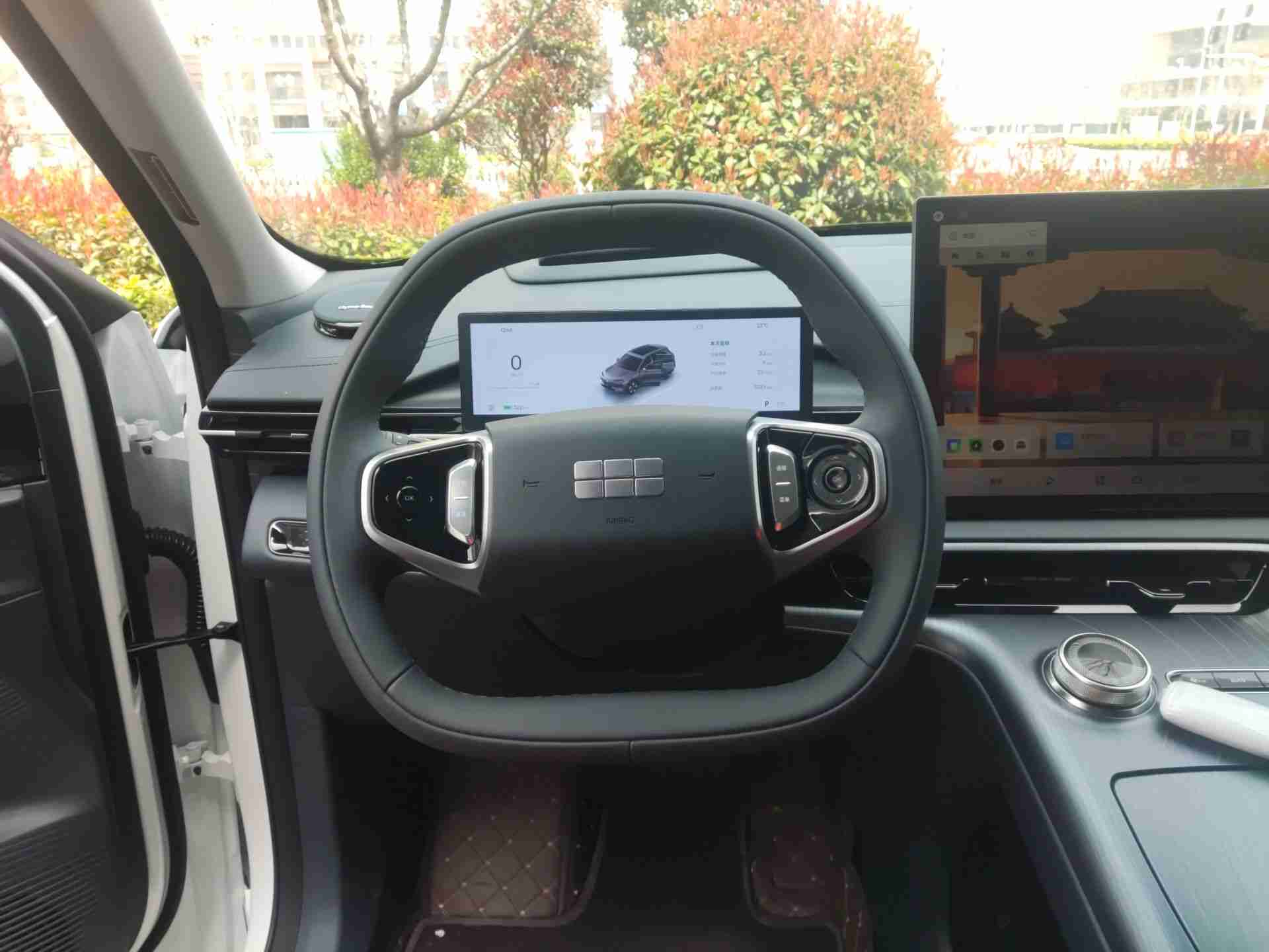 车辆方向盘实拍