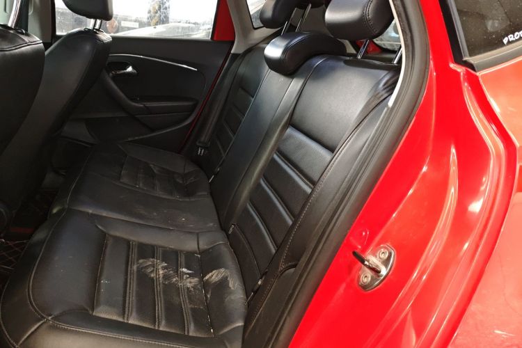 大众 Polo 2016款 1.6L 自动豪华型中控内饰7004