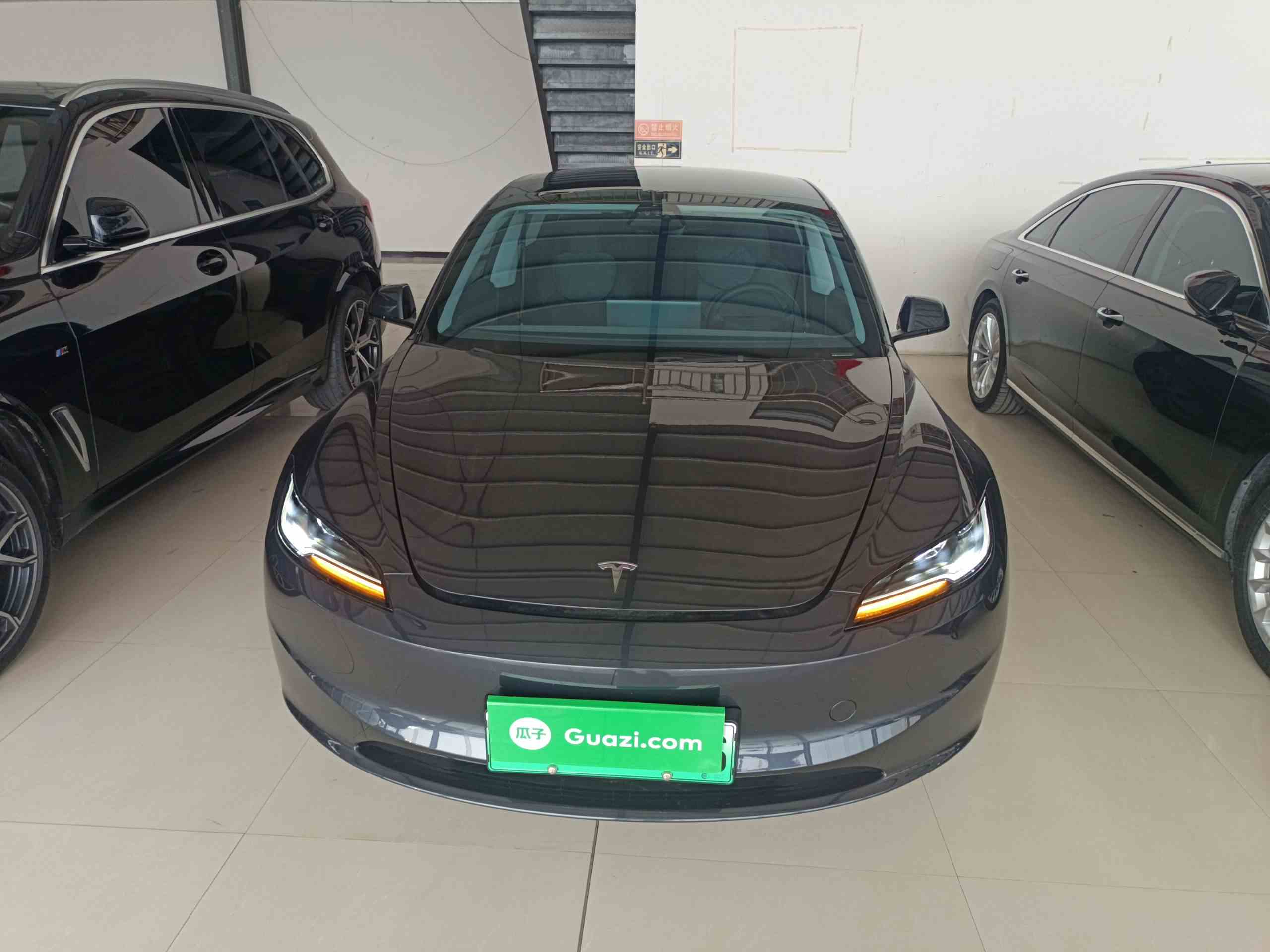 特斯拉 Model 3 2023款 长续航全轮驱动版(1)