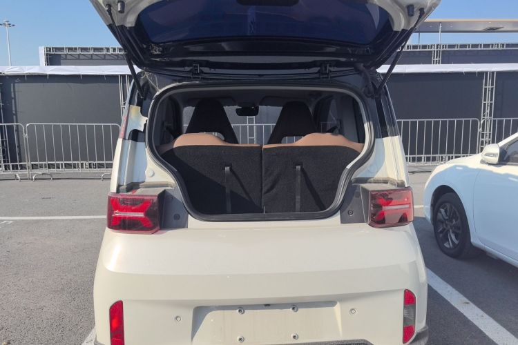 五菱汽车 宏光MINIEV 2022款 GAMEBOY 200km 玩咖款 磷酸铁锂局部细节23