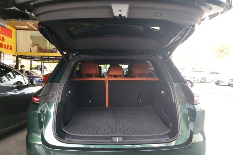 理想汽车 理想L6 2024款 Pro机舱底盘23