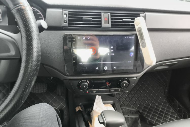 观致3 2021款 3S 三厢 1.5T CVT领先型中控内饰16