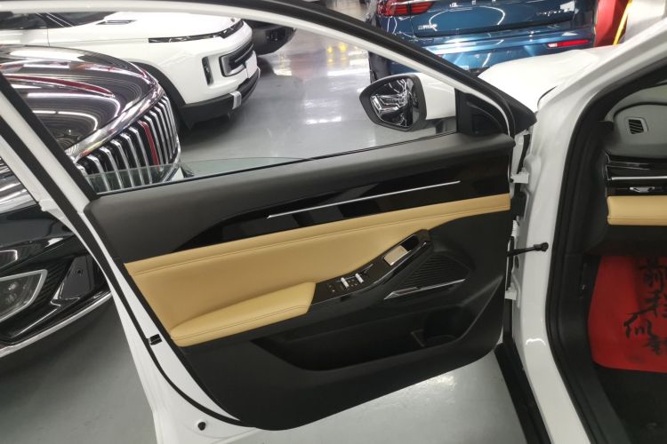 吉利银河 银河L6 2023款 60km PLUS中控内饰7007