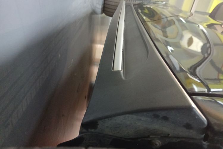 奔驰GLE 2020款 GLE 350 4MATIC 动感型局部细节9002