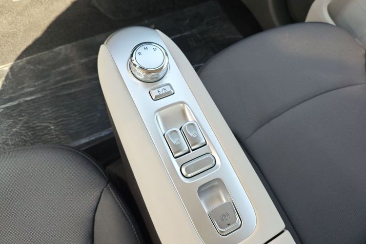 长安启源 长安Lumin 2025款 205km 香沁款中控内饰18