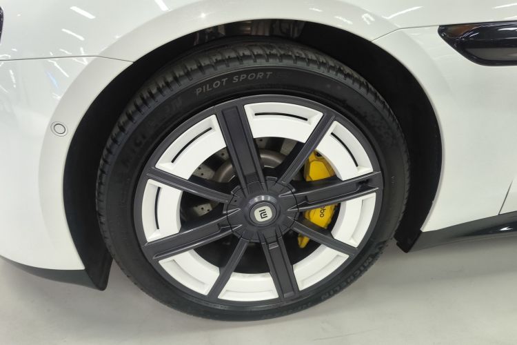 小米汽车 小米SU7 2024款 四驱超长续航高阶智驾Max版车身外观6007