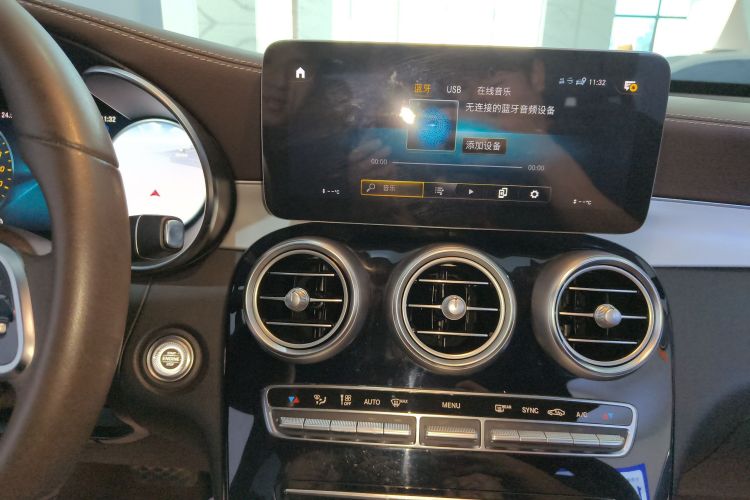 奔驰GLC 2021款 GLC 260 L 4MATIC 动感型中控内饰16